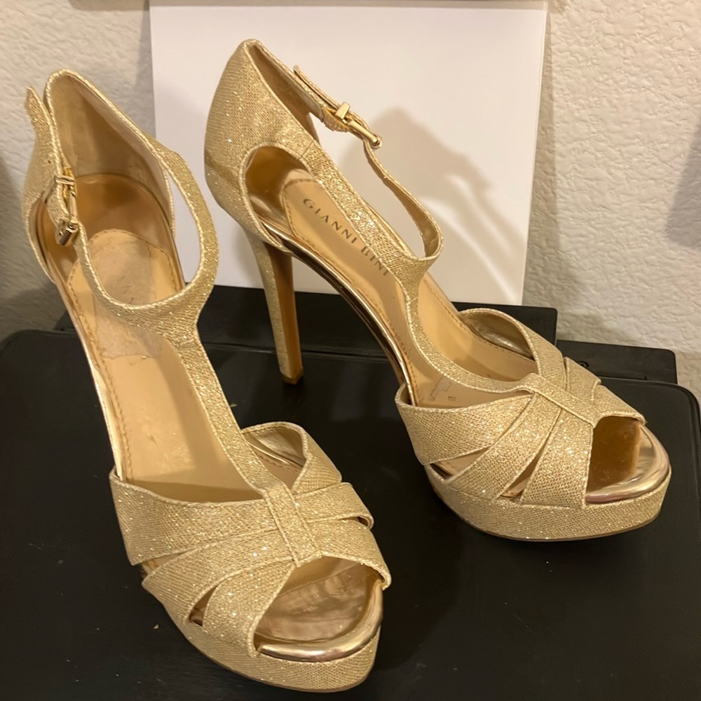 Gianni Bini Gold Glitter 5” Heel Stilettos W/ Ankle Strap Size 8.5N
